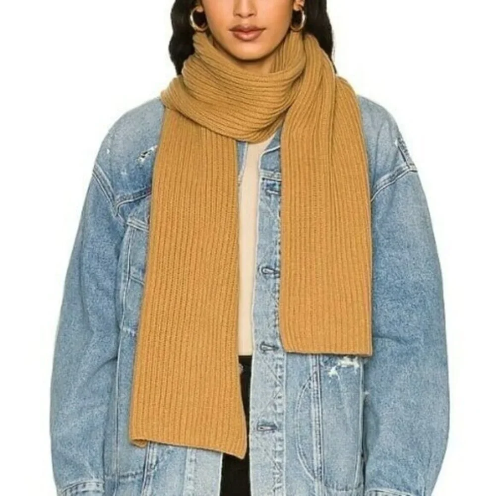 Ganni Rib Knit Scarf